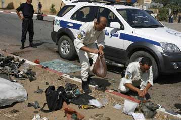 Η Αλ Κάιντα του Μαγκρέμπ ανέλαβε την ευθύνη για τις βόμβες στην Αλγερία