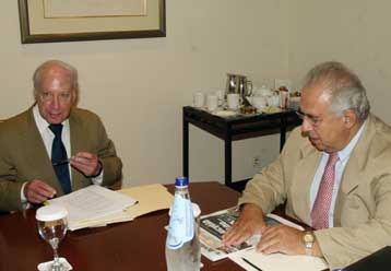 Προσήλωση στον «πυρήνα» των διαπραγματεύσεων ζήτησε ο Μ.Νίμιτς