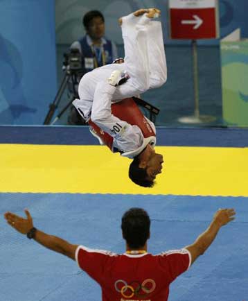 Σε Ιράν και Ν. Κορέα τα χρυσά του Ταεκβοντό