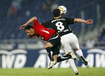 «Λευκή» ισοπαλία για Ανόβερο και Κότμπους στο άνοιγμα της αυλαίας