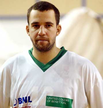 Παίκτες της ΑΕΚ ο Ούγγρος Νέμεθ και ο 22χρονος Βασιλόπουλος