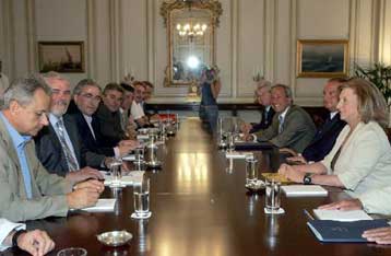 Πλήρη διάσταση απόψεων με την κυβέρνηση διαπίστωσε η ΓΣΕΕ