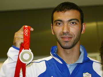 Το «νταμπλ» ελπίζει να πετύχει η οικογένεια Νικολαΐδη στο «Λονδίνο 2012»