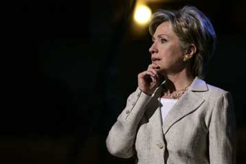 «Ψήφο ενότητας» για τον Ομπάμα αναμένεται να δώσουν η Χίλαρι και ο Μπιλ Κλίντον