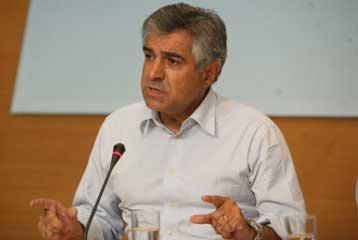 Σκόπιμη καθυστέρηση στην επιλογή αντιπροέδρου του ΑΠ καταγγέλλει το ΠΑΣΟΚ