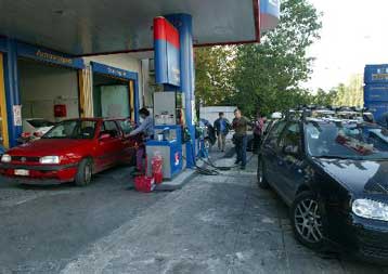 Ταμειακές μηχανές στις αντλίες και απελευθέρωση ωραρίου προτείνει η Επιτροπή Ανταγωνισμού