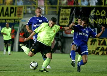 Αισιόδοξοι Ερνάντεθ και Κόκε για πρόκριση του Αρη στην Κροατία