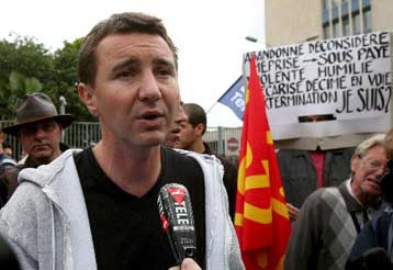 Νέοι πολιτικοί σχηματισμοί στον ορίζοντα στη γαλλική πολιτική σκηνή