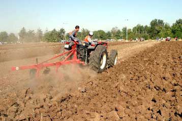 Η ΓΣΕΕ καταγγέλλει τις περικοπές στη χρηματοδότηση των αγροτοσυνδικαλιστικών οργανώσεων