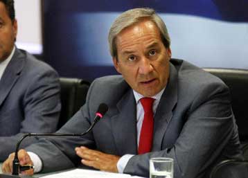 Ομολογία αποτυχίας της οικονομικής πολιτικής τα νέα μέτρα, λέει η Αντιπολίτευση