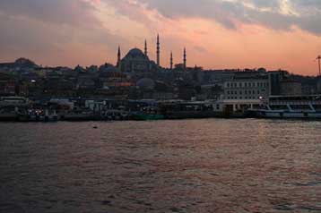 Στόλος 1.000 ετών ανακαλύφθηκε στο λιμάνι της Κωνσταντινούπολης