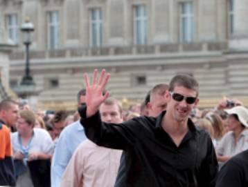 Παρουσιαστής στα βραβεία του MTV ο Μάικλ Φελπς