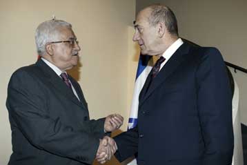 Ολοκλήρωση της ειρηνευτικής διαδικασίας μέσα στο έτος ζήτησε ο Ολμέρτ από τον Αμπάς