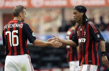 Η Μπολόνια έκλεισε το… σπίτι της Μίλαν, ισοπαλία Φιορεντίνα με Γιουβέντους