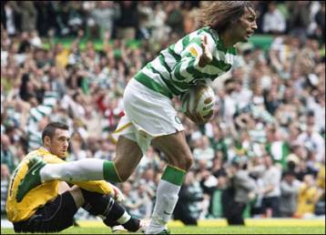 Γκολ χωρίς αντίκρισμα για Sam, ήττα της Ρέιντζερς στο old firm