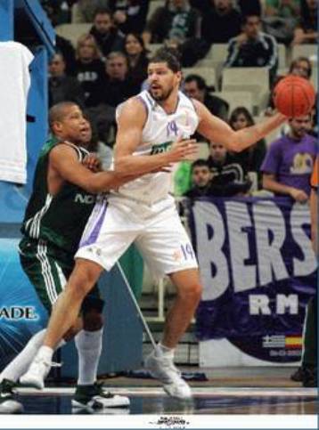 Να γίνει ο «πύργος» που ψάχνει η… βασίλισσα θέλει ο Λ. Παπαδόπουλος