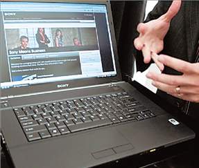 Λάπτοπ που αντέχει στις πτώσεις και στον… καφέ