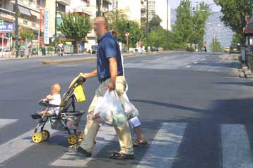 Οι «ανατολίτες» κερδίζουν περισσότερα χρήματα