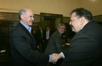 Ευρεία σύσκεψη στο ΠΑΣΟΚ υπό τον Γ.Παπανδρέου εν όψει ΔΕΘ