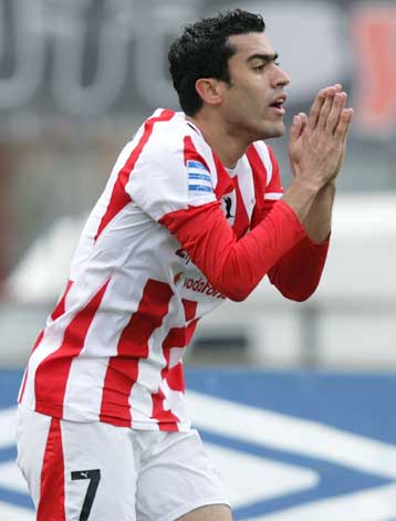 Προσφυγή στη FIFA από Καστίγιο για να πάει Πειραιά