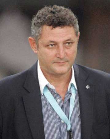 «Μπορεί και να μας προσγειώσει…» δήλωσε ο Αντωνίου για την ήττα από ΑΕΚ