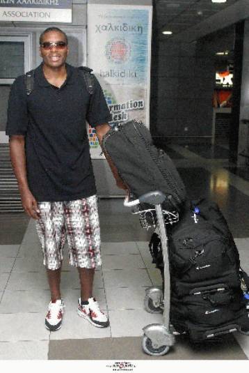 Πρόβλημα με Ουέσον, ψάχνει εκ νέου για Αμερικανό σέντερ ο ΠΑΟΚ