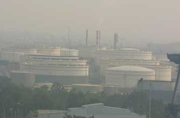 Στο ΣτΕ τέσσερις δήμοι της Δ.Αττικής κατά της επέκτασης των διυλιστηρίων