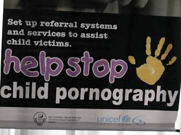 Μεγάλης έκτασης επιχείρηση της Αστυνομίας κατά της παιδικής πορνογραφίας