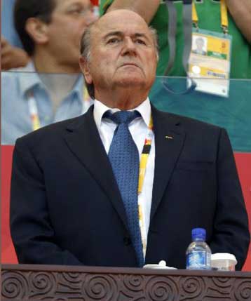 Αντίθετος ο Μπλάτερ στην αύξηση των ομάδων της τελικής φάσης των Euro