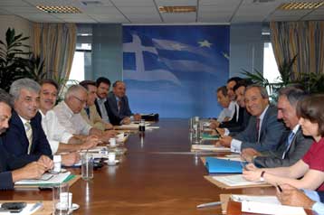 Νέες δεσμεύσεις του Γιώργου Αλογοσκούφη για τα οικονομικά των δήμων