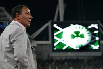 Μια ενδεκάδα και ο… Παπαδόπουλος για τον Τεν Κάτε