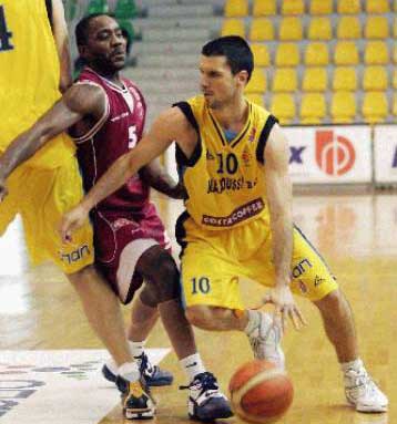 Δέκα εκτός ημέρες εκτός προπονήσεων ο Στεφανίδης για το Μαρούσι