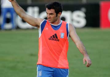 Προσοχή σε Λουξεμβούργο και Λετονία, λέει ο Καραγκούνης