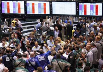 Κάτω από τα 108 δολάρια οι τιμές του πετρελαίου