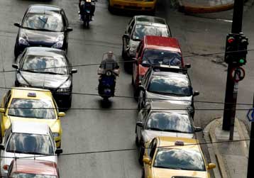 Απόσυρση παλαιών και ρυπογόνων Ι.Χ. σε δύο φάσεις μελετούν τα αρμόδια υπουργεία