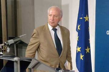 Αυτή είναι η κατάλληλη συγκυρία για λύση, αναγνωρίζει η ΠΓΔΜ ανάμεσα σε «κορόνες»