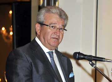 Ειλικρίνεια και εντιμότητα για τα έσοδά τους ζήτησε από τις επιχειρήσεις ο Χρ.Φώλιας