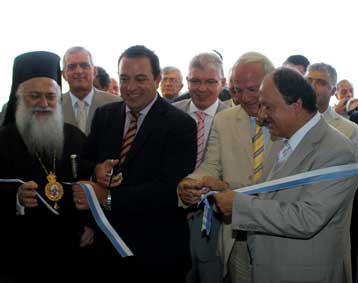 Αντικρούει τις καταγγελίες της αντιπολίτευσης για κενά στα σχολεία ο υπ.Παιδείας