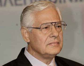 Συγχωνεύσεις και «λουκέτα» στην αγορά τηλεπικοικονωνιών προβλέπει ο πρόεδρος της ΕΕΤΤ