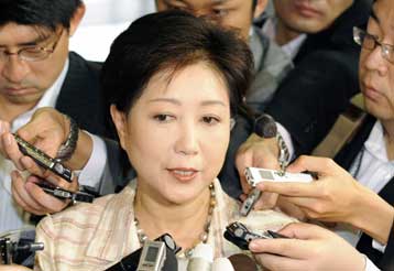 Μία γυναίκα διεκδικεί για πρώτη φορά την πρωθυπουργία της Ιαπωνίας