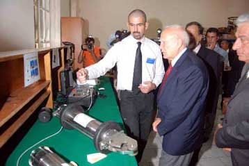 Επίσκεψη Κ.Παπούλια στον ανιχνευτή νετρίνων «Νέστωρ» στην Πύλο