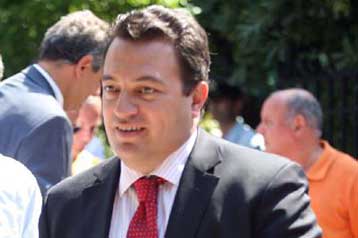 Δεν υπάρχει πρόβλημα λειτουργικών κενών στα σχολεία, δηλώνει ο Ευ.Στυλιανίδης