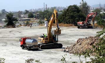 Επιασαν δουλειά οι μπουλντόζες στον Βοτανικό