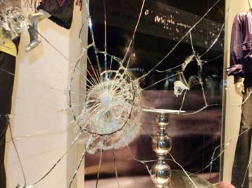 Αναβολή πήραν οι 13 κατηγορούμενοι για τα επεισόδια του Σαββάτου στη Θεσσαλονίκη