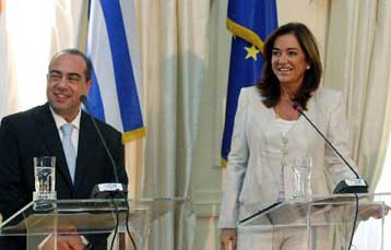 Η Αθήνα στηρίζει τη Λευκωσία, το μήνυμα της ΥΠΕΞ προς τον Κύπριο πρόεδρο