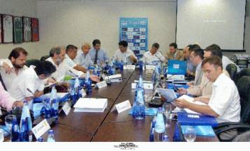 Σε απολογία με το «καλημέρα» εφτά ΠΑΕ για… υβριστικά συνθήματα