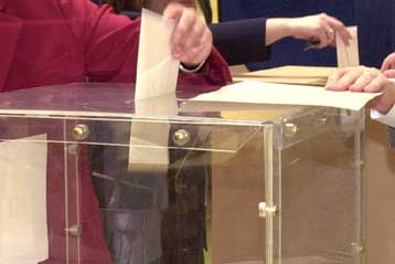 Διαφωνία των κομμάτων επί της πρότασης νόμου για την ψήφο των ομογενών