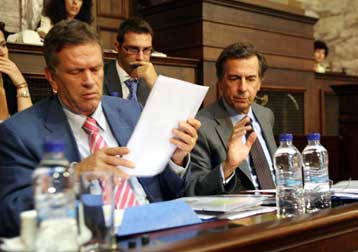 Ξεκίνησε η συζήτηση του νομοσχεδίου για τη βία στα γήπεδα και το ντόπινγκ