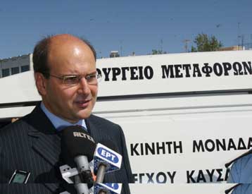 Μεγάλες αλλαγές επιχειρεί στον τομέα των μεταφορών το πολυνομοσχέδιο του ΥΜΕ