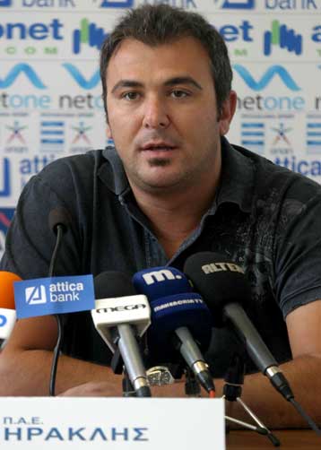 Χρόνο και εμπιστοσύνη από τον κόσμο του Ηρακλή ζήτησε ο Ρέμος